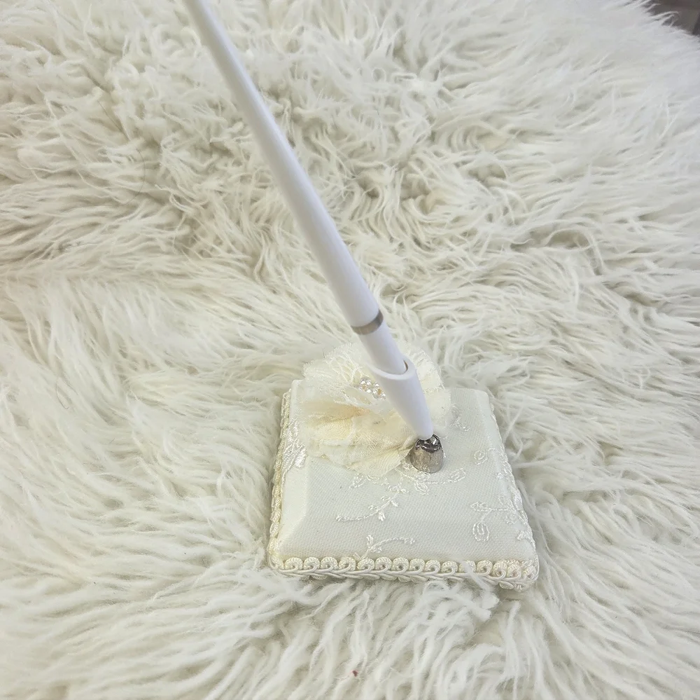 Studio His And Hers Lace Embellished Guest Pen with Floral Holder